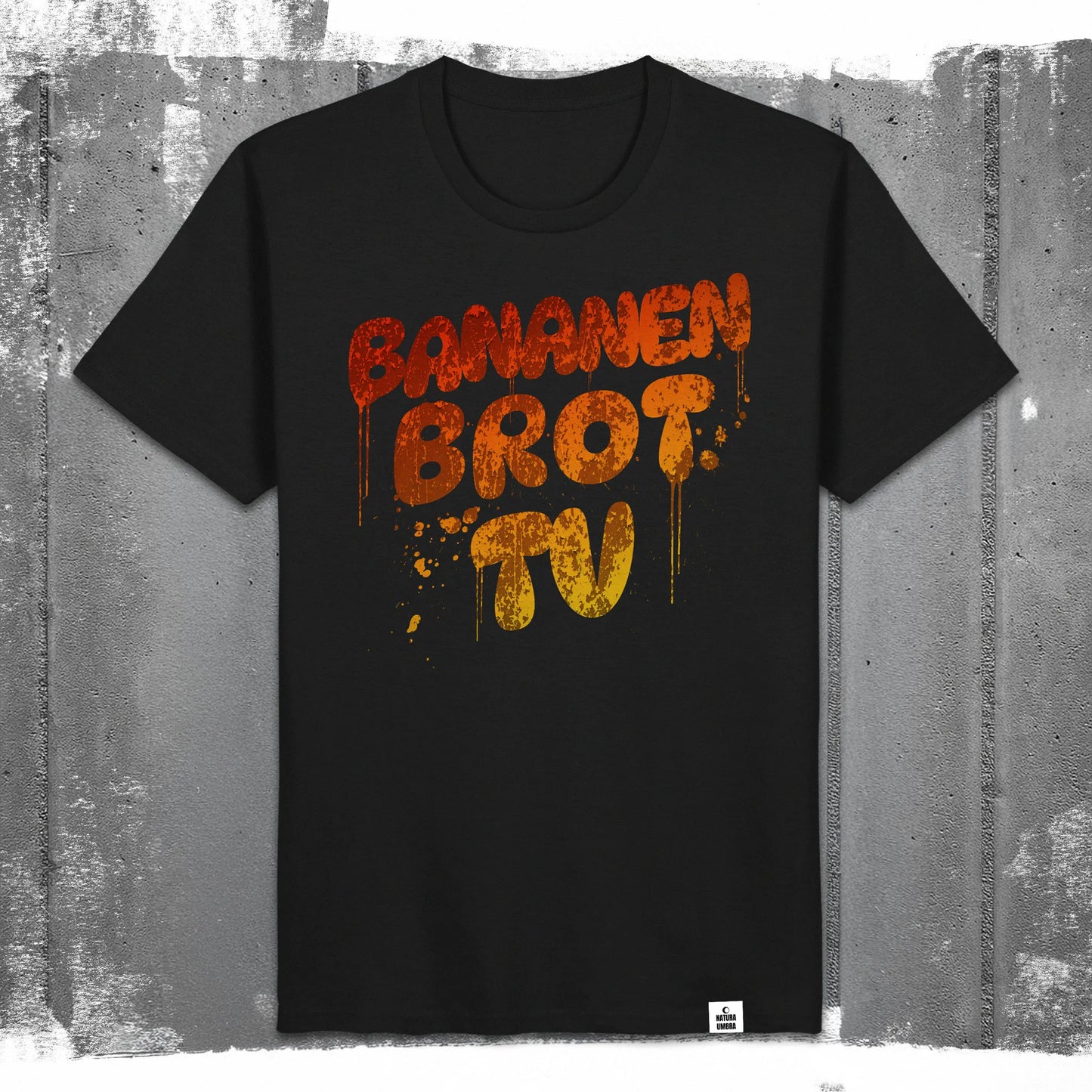 "Bananenbrot TV" - Unisex T-Shirt aus Bio-Baumwolle