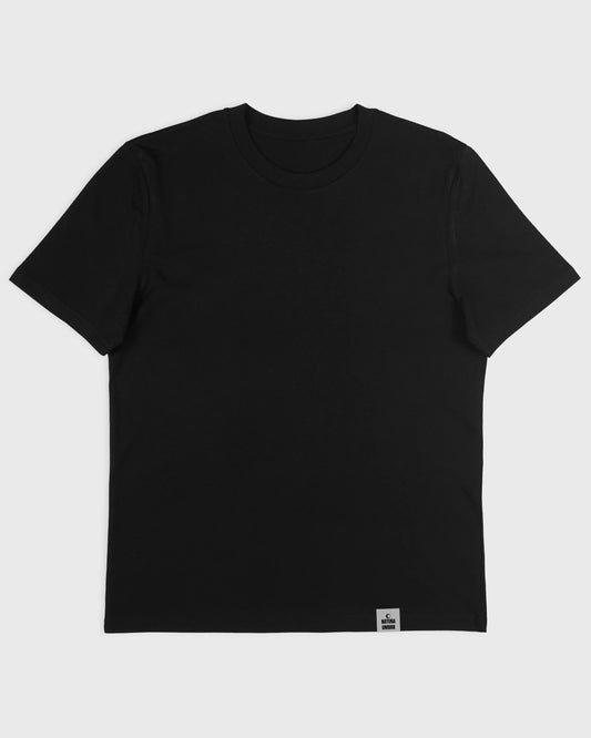 Flatlay-Ansicht des Stanley/Stella Creator 2.0 Unisex T-Shirts in Schwarz – klassischer Schnitt, nachhaltig produziert aus zertifizierter Bio-Baumwolle.
